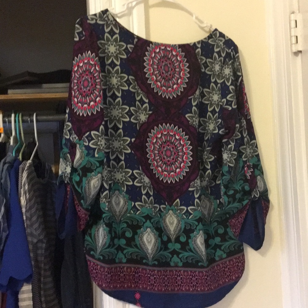 Francesca’s Patterned Tunic Blouse - image 3